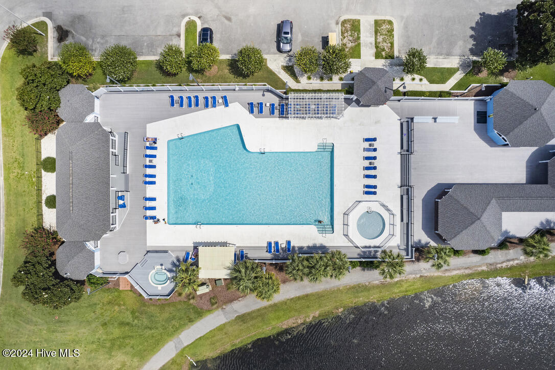 1656 Winding Way Southwest Ocean Isle Beach, NC 28469 - Photo 46 of 49 Pool area