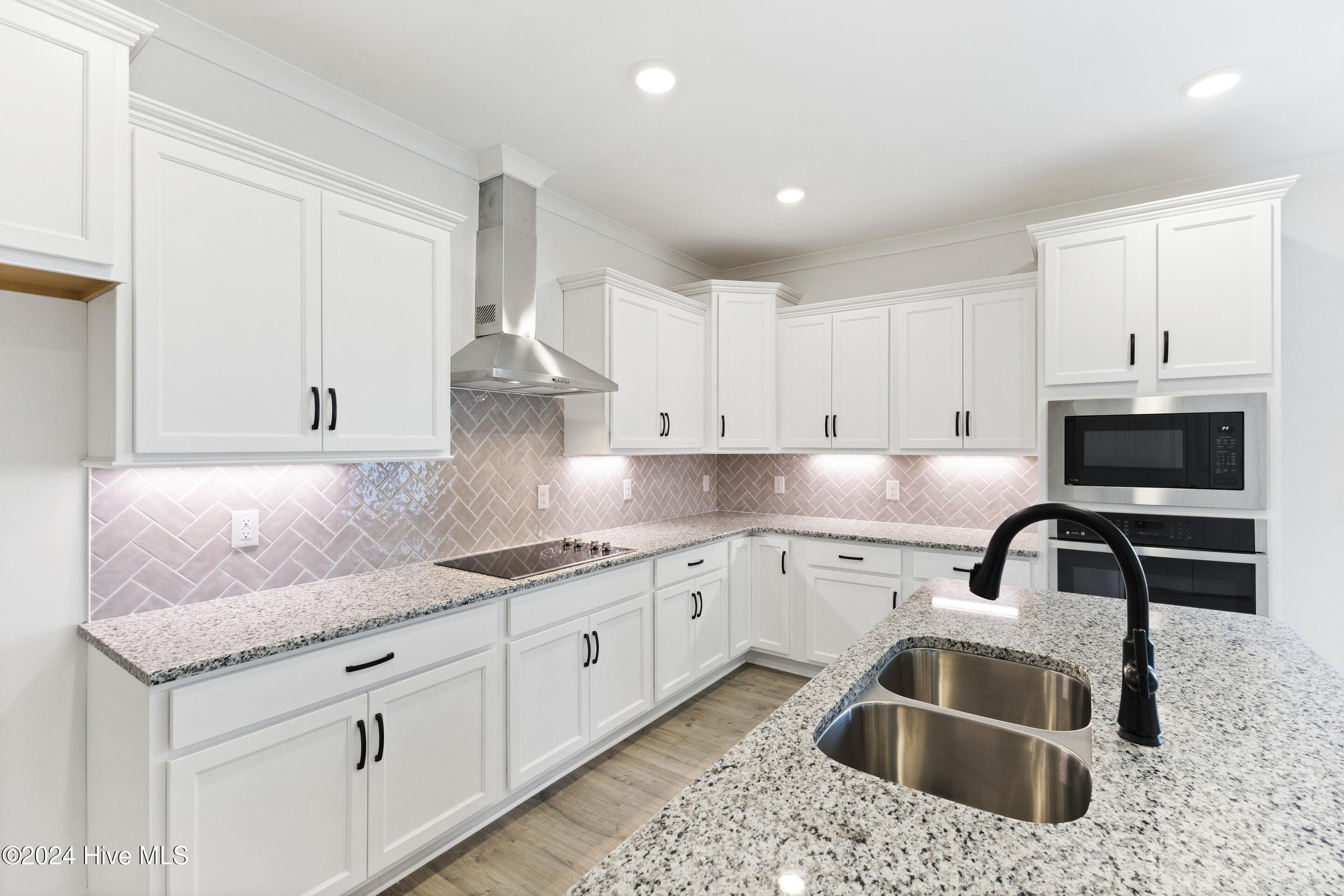 1656 Winding Way Southwest Ocean Isle Beach, NC 28469 - Photo 6 of 49 Plenty of cabinet space