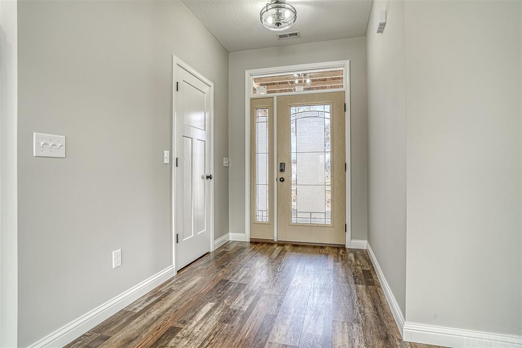 1312 East Monroe Street Decatur, IN 46733 - Photo 3 of 19