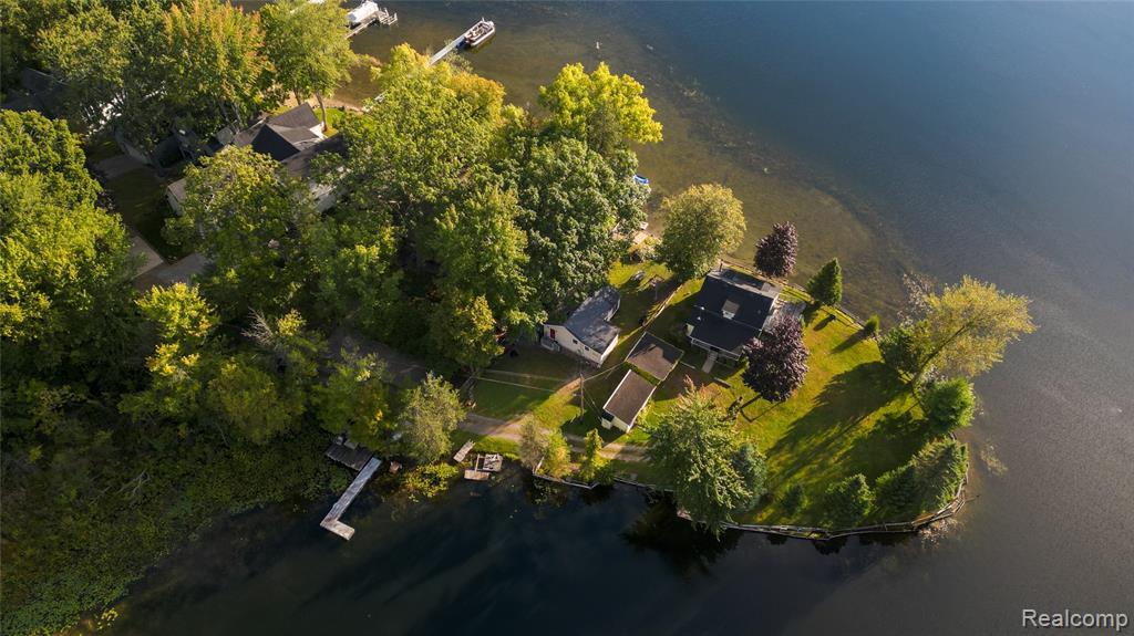9620 Base Lake Road Pinckney, MI 48169 - Photo 20 of 23 Gallery Image 20