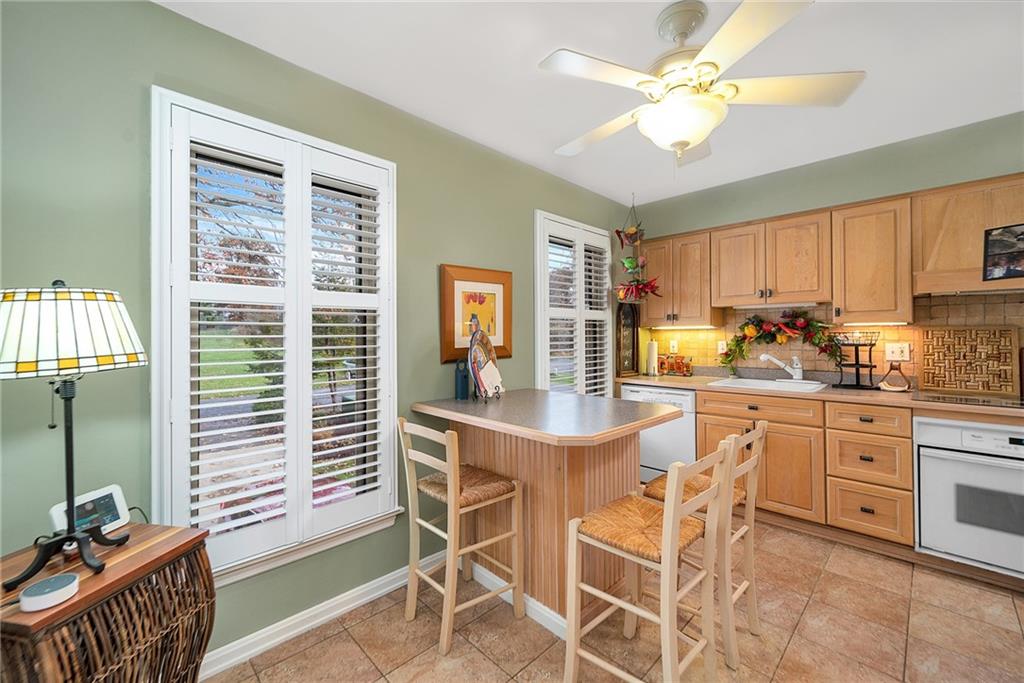 238 Falls Village Road Pittsburgh, PA 15239 - Photo 7 of 25 Gallery Image 7