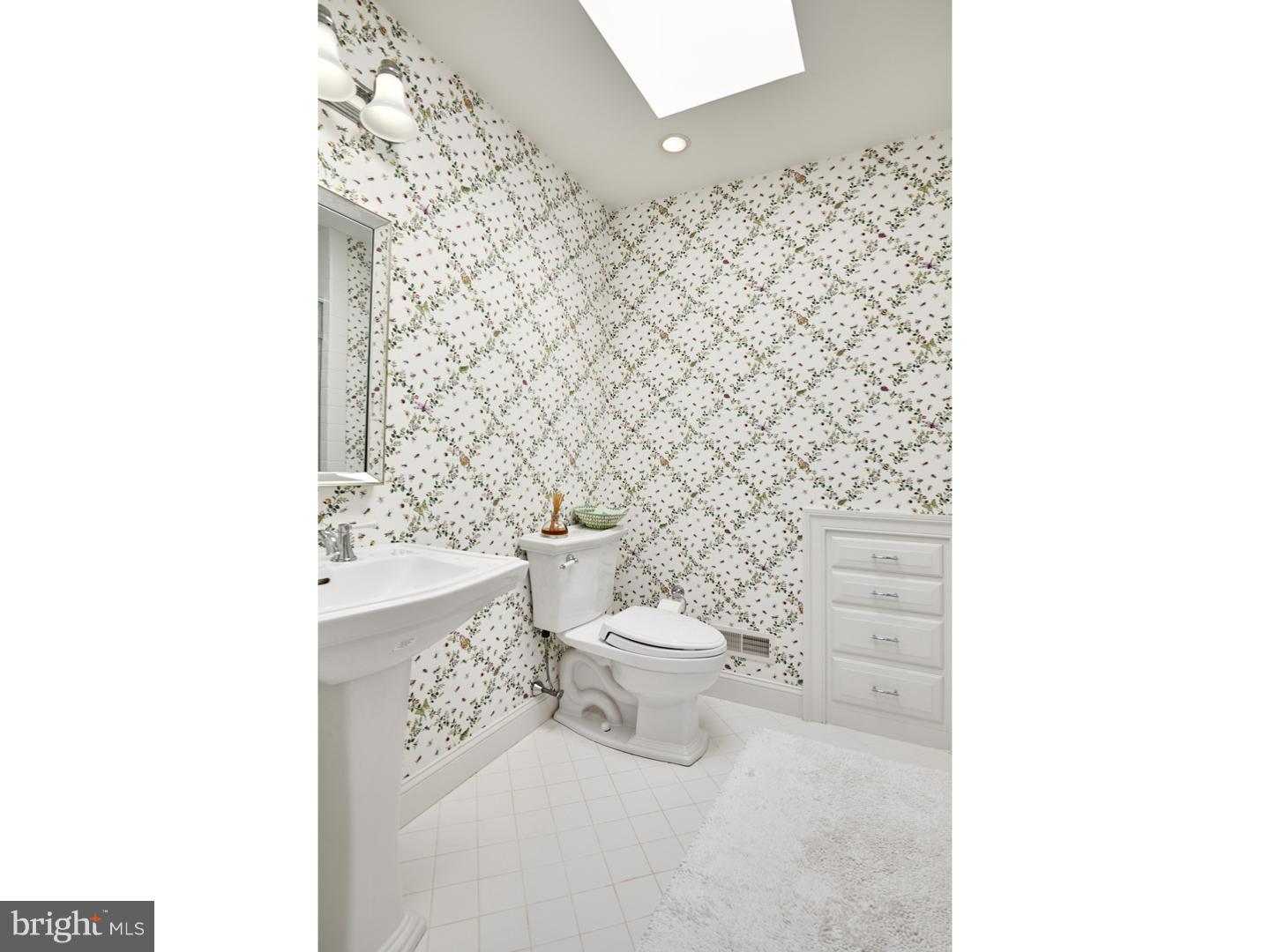 300 Valley Place Wayne, PA 19087 - Photo 19 of 25