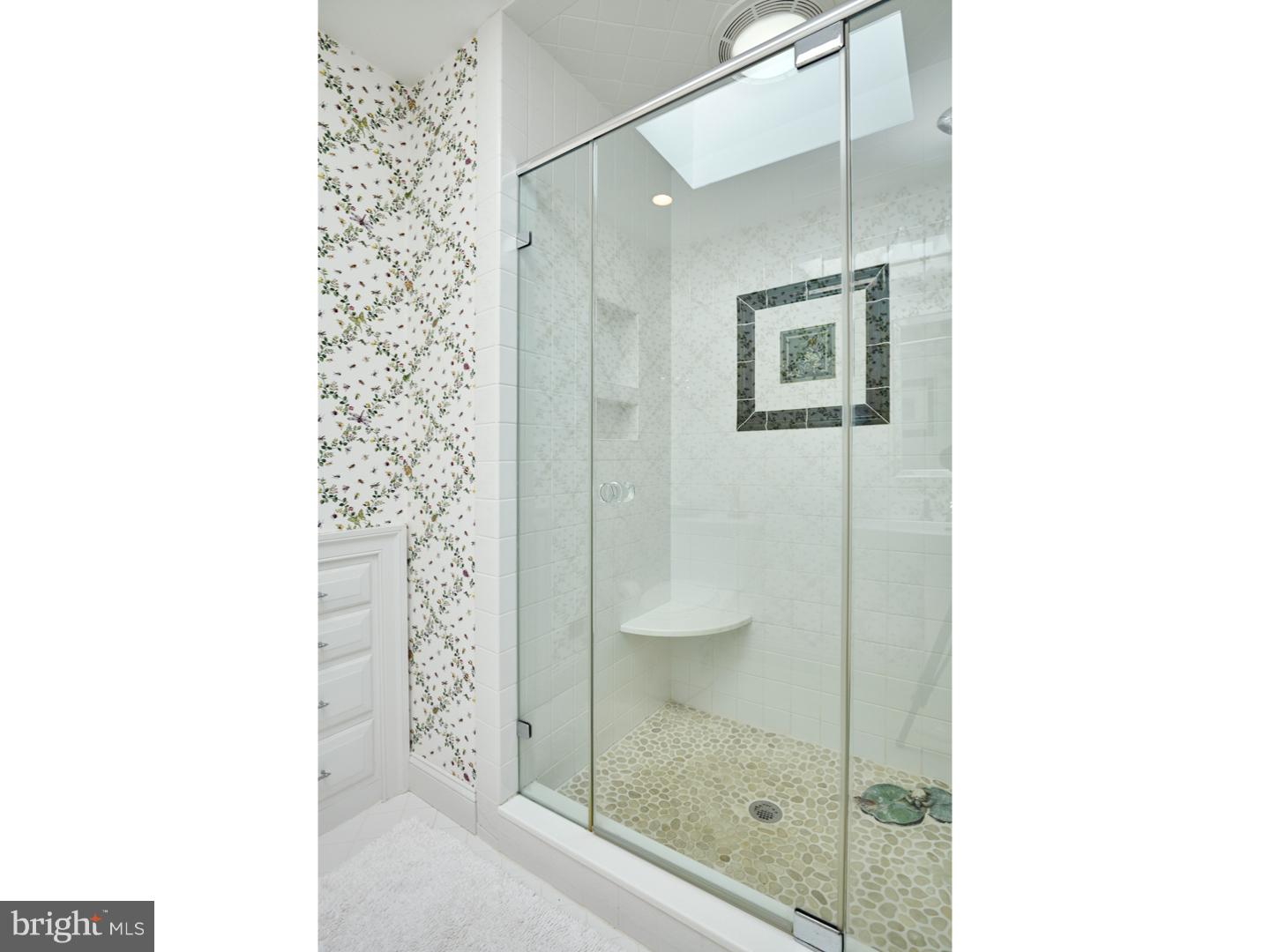 300 Valley Place Wayne, PA 19087 - Photo 20 of 25