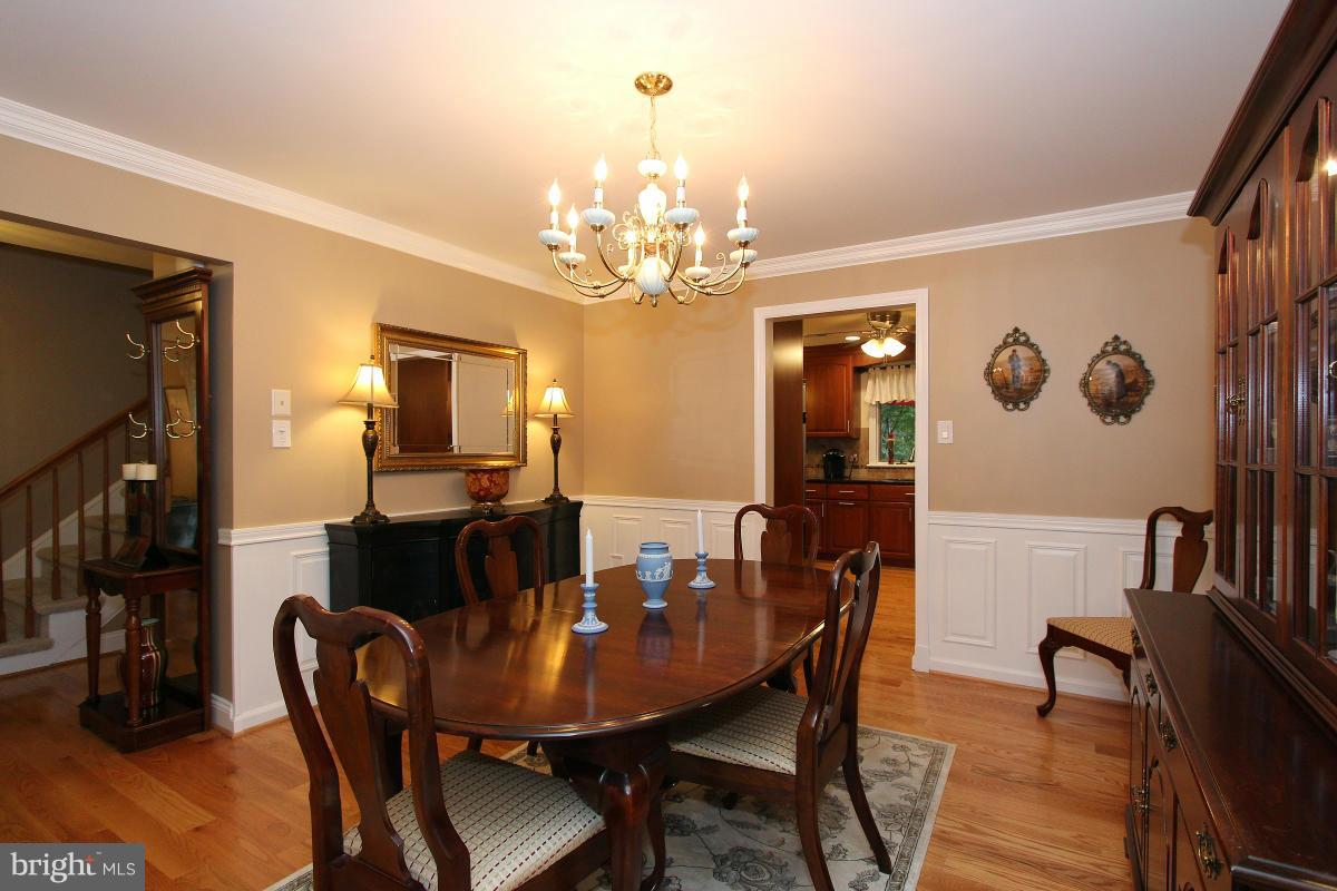 670 Long Corner Road Mount Airy, MD 21771 - Photo 3 of 29 Dining Room