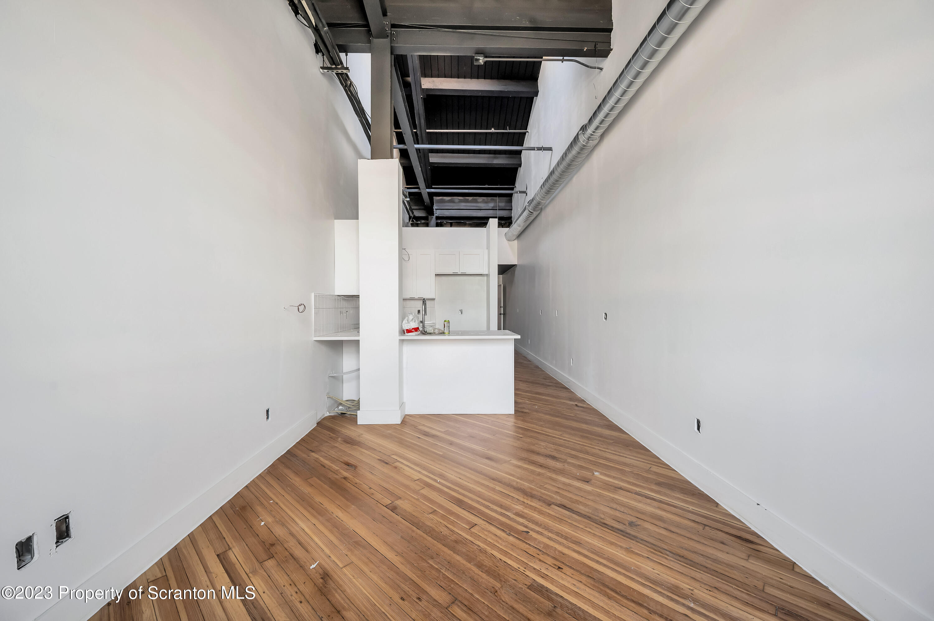 430-438 Penn Avenue, Unit 202 Scranton, PA 18503 - Photo 3 of 9 Penn-5814