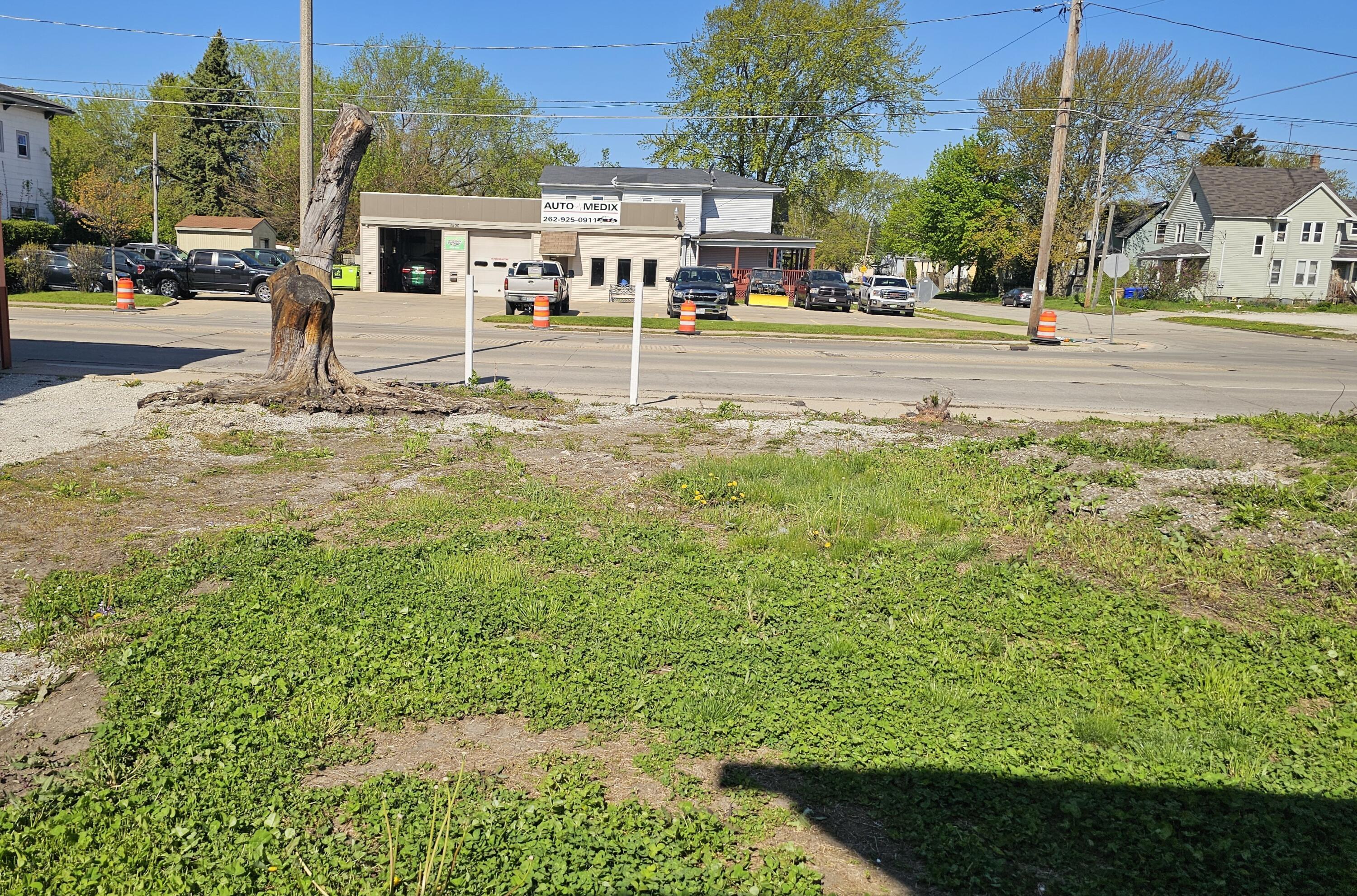 823 45th Street Kenosha, WI 53140 - Photo 5 of 12 20260504_093136