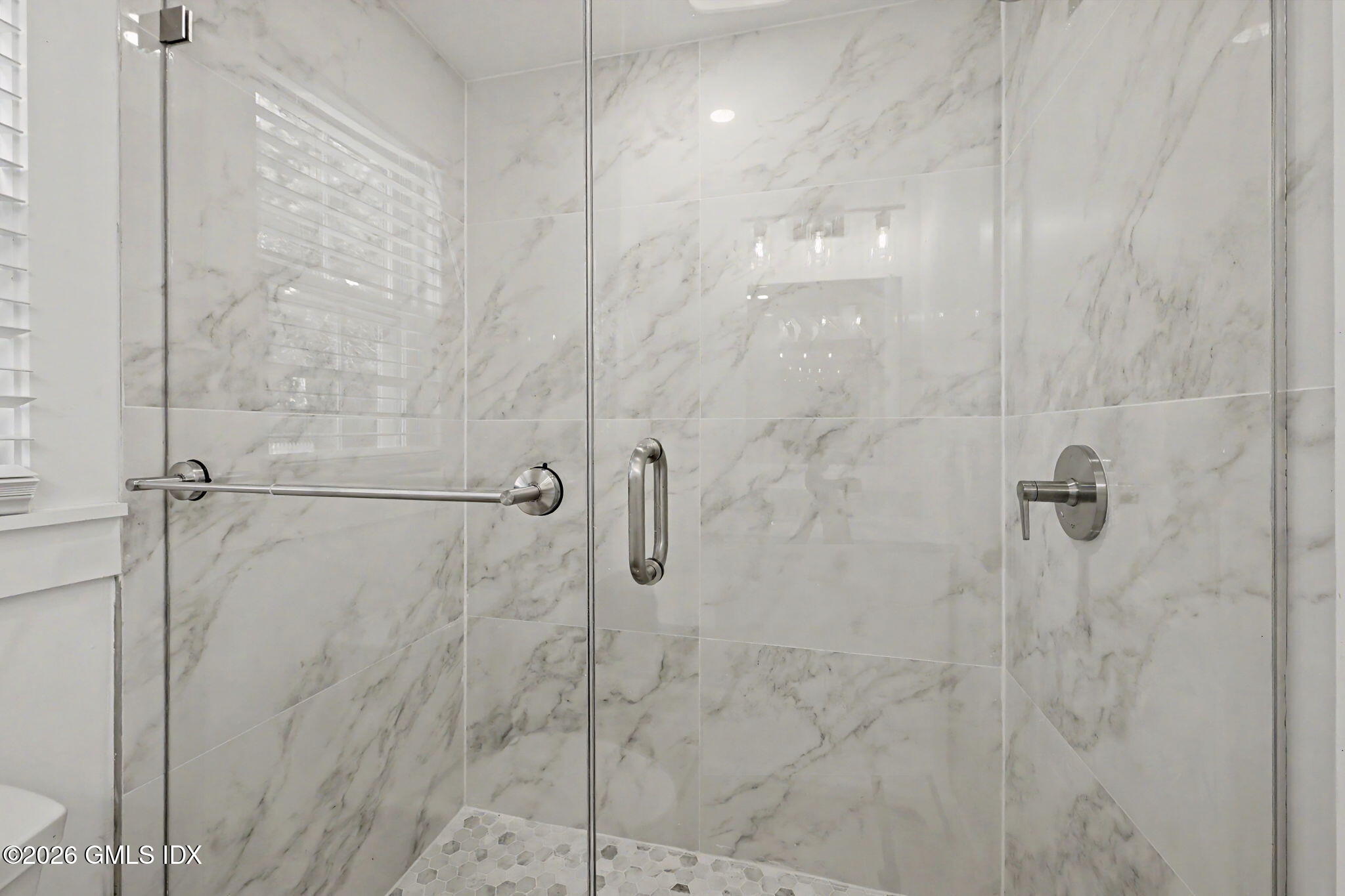 25 Hoover Road Riverside, CT 06878 - Photo 15 of 36 22-web-or-mls-25-hoover-rd