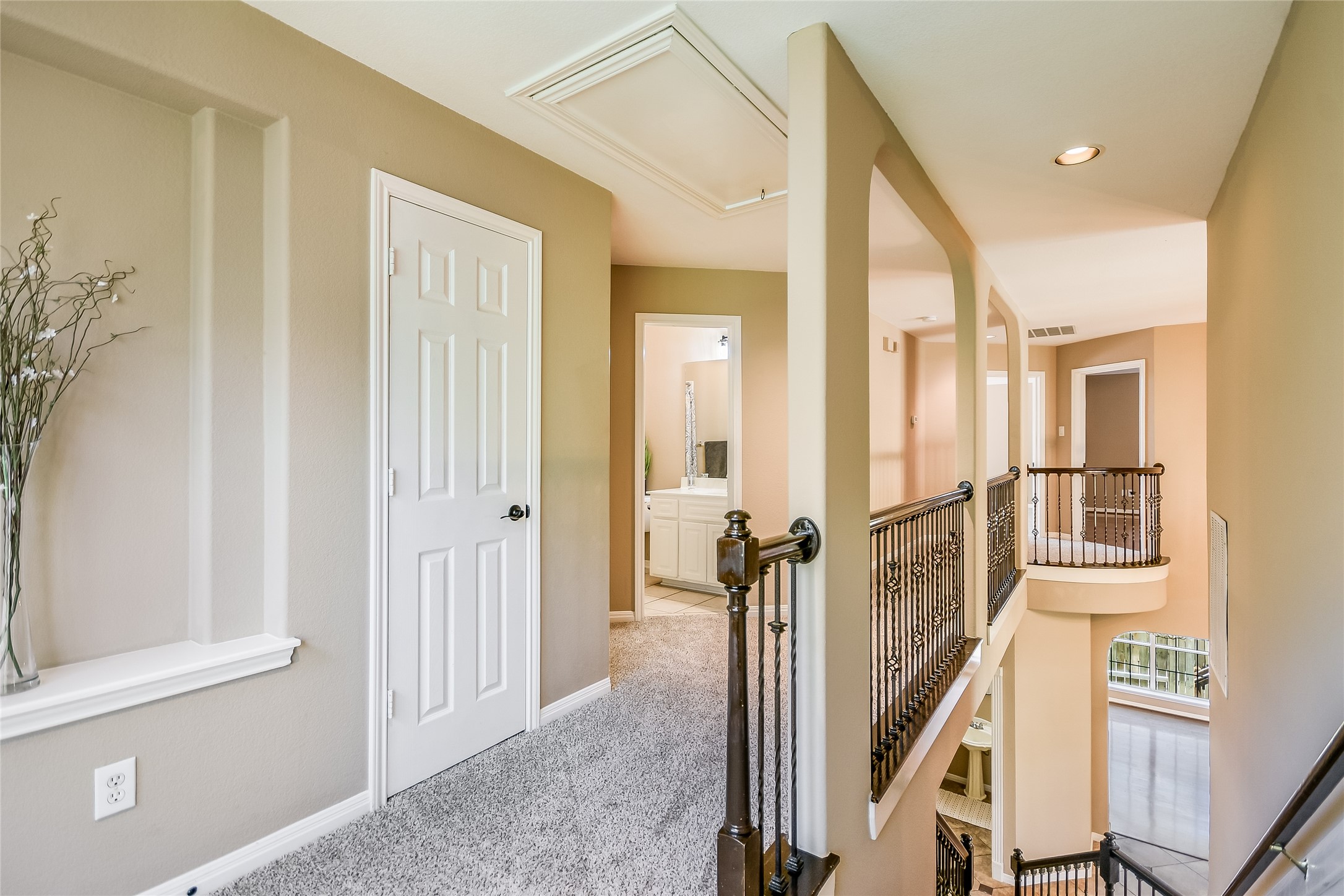 12935 Brigham Drive Austin, TX 78732 - Photo 25 of 35 Upstairs Hallway