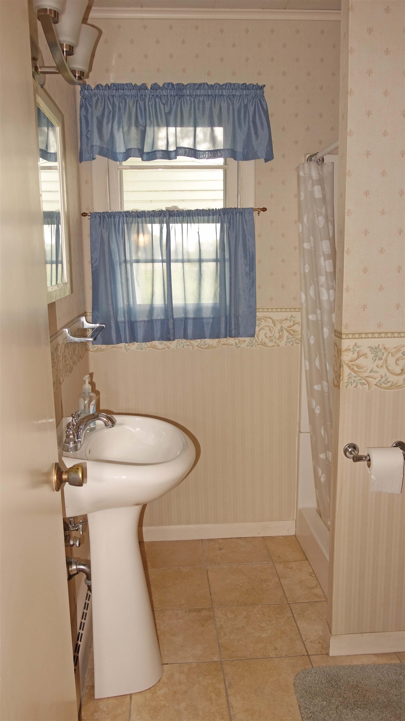 3857 Peet Road New Lothrop, MI 48460 - Photo 19 of 32 50145812-e327b255-001f-4624-ba32-9d23f537e448.JPG