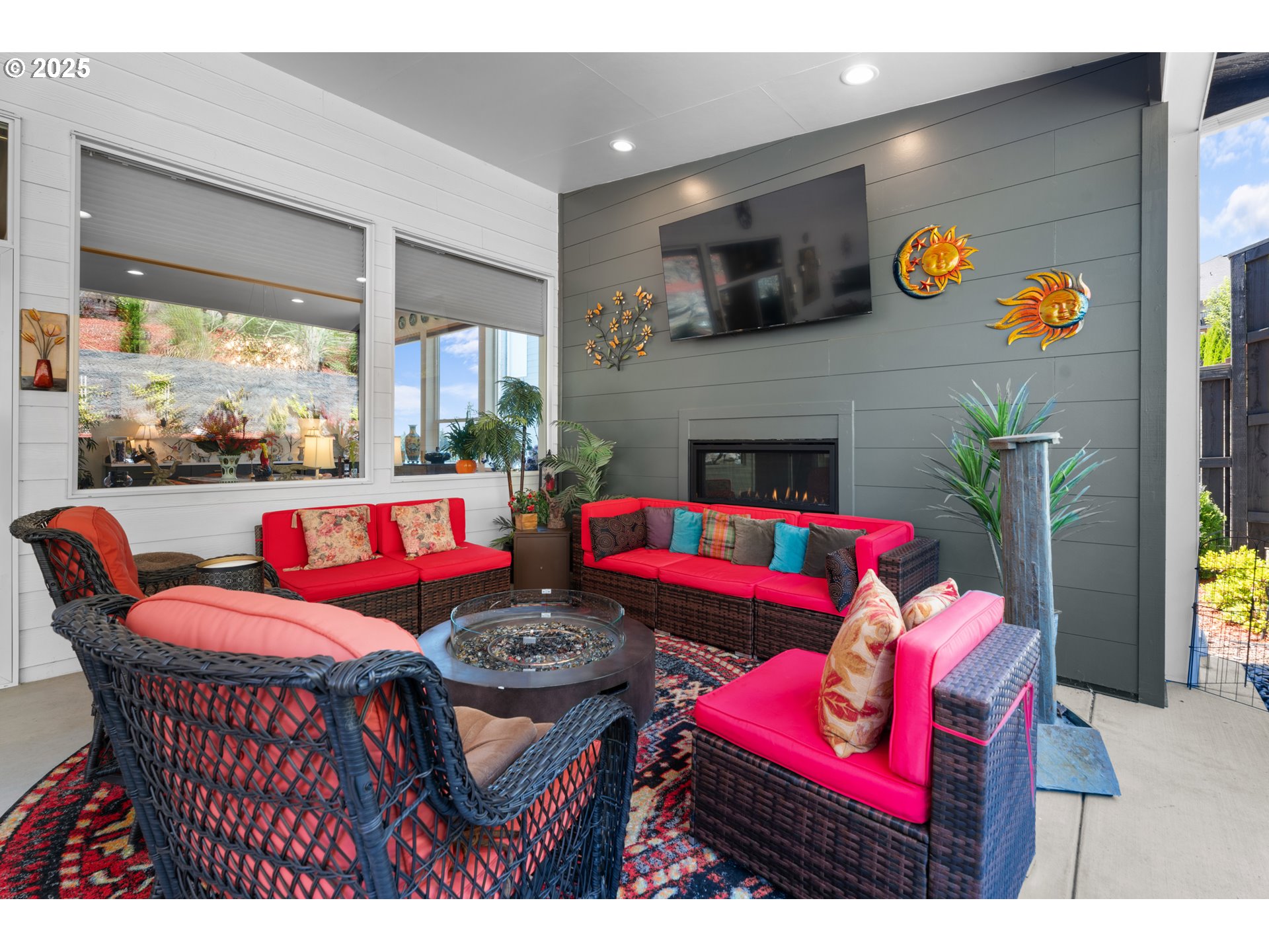 1345 North R Street Washougal, WA 98671 - Photo 40 of 46 a living room with furniture kitchen view and a large window