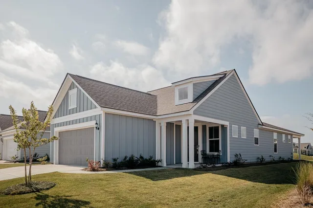 $427,900 | 735 Blue Iris Way, Summerville, SC 29486