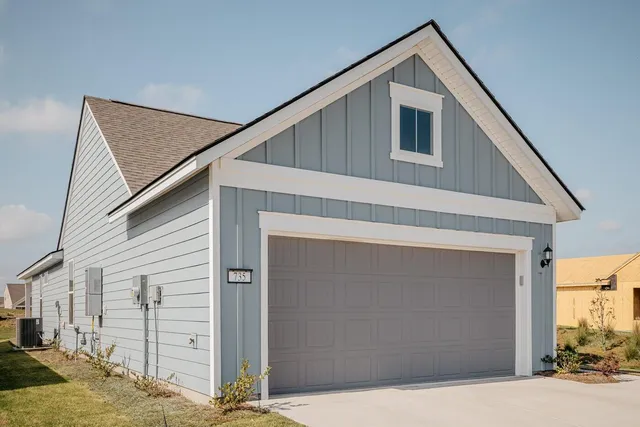 $427,900 | 735 Blue Iris Way, Summerville, SC 29486