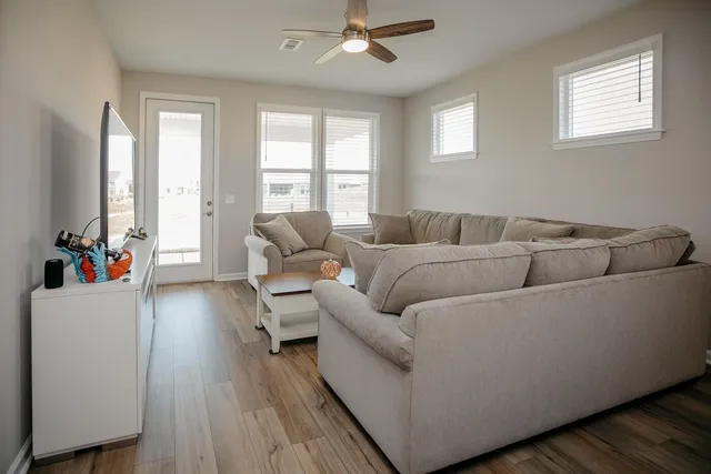 $427,900 | 735 Blue Iris Way, Summerville, SC 29486