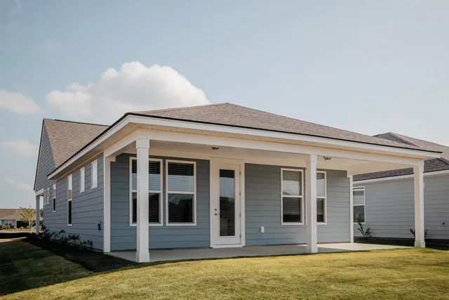 $427,900 | 735 Blue Iris Way, Summerville, SC 29486