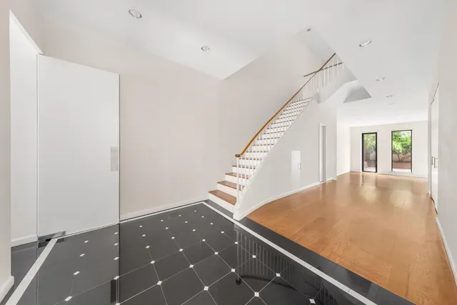 $19,500 | 232 East 67th Street, Unit MAIS | Lenox Hill