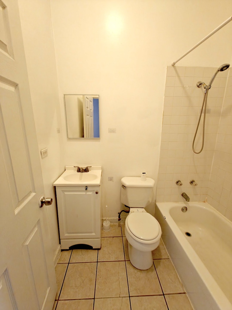 3102 South Morgan Street, Unit 2 Chicago, IL 60608 - Photo 8 of 11