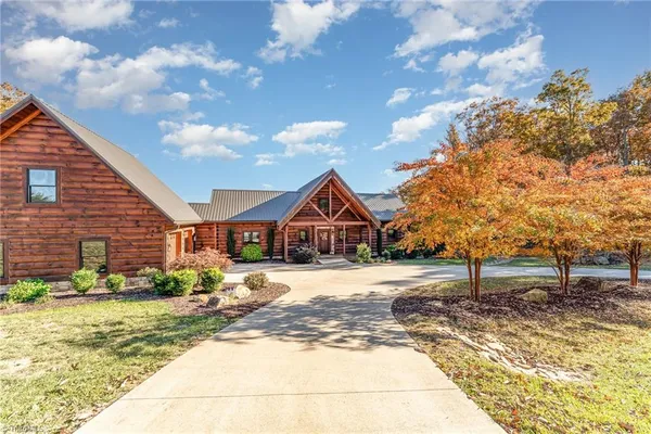 $899,999 | 1220 Sierra Trace Road, Denton, NC 27239