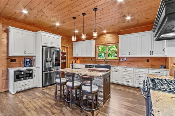 $899,999 | 1220 Sierra Trace Road, Denton, NC 27239