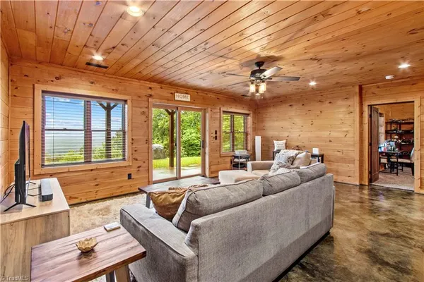 $899,999 | 1220 Sierra Trace Road, Denton, NC 27239