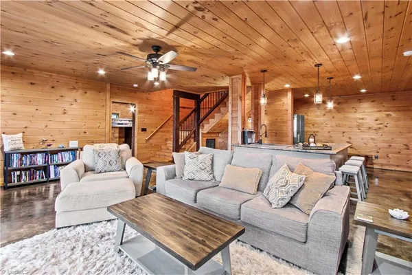 $899,999 | 1220 Sierra Trace Road, Denton, NC 27239