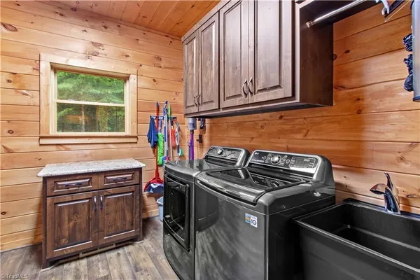 $899,999 | 1220 Sierra Trace Road, Denton, NC 27239