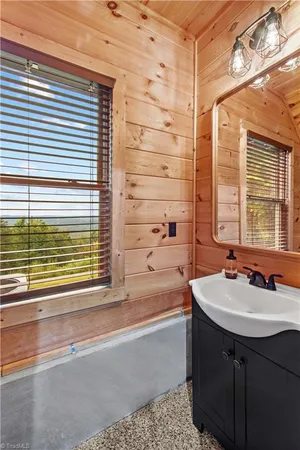 $899,999 | 1220 Sierra Trace Road, Denton, NC 27239