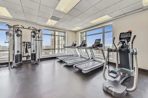 $699,000 | 10 East Delaware Place, Unit 20A, Chicago, IL 60611