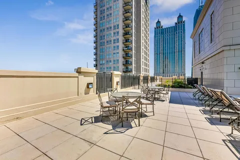 $699,000 | 10 East Delaware Place, Unit 20A, Chicago, IL 60611