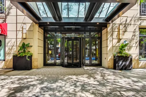 $699,000 | 10 East Delaware Place, Unit 20A, Chicago, IL 60611