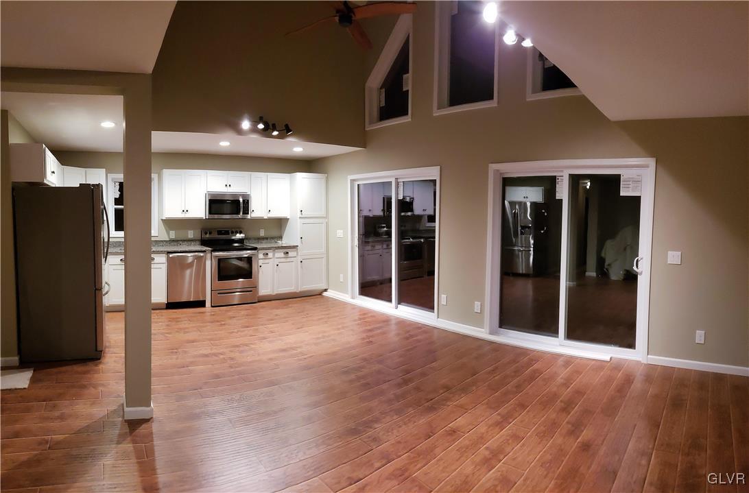 98 Juniper Road Bangor, PA 18013 - Photo 4 of 19 Gallery Image 4