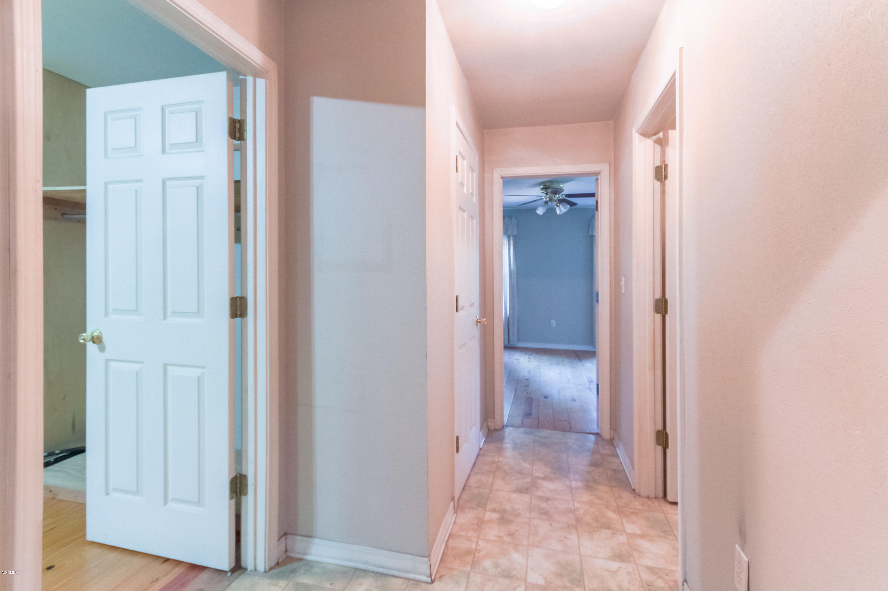 275 King Bee Road Wiggins, MS 39577 - Photo 20 of 42 Master Bathroom