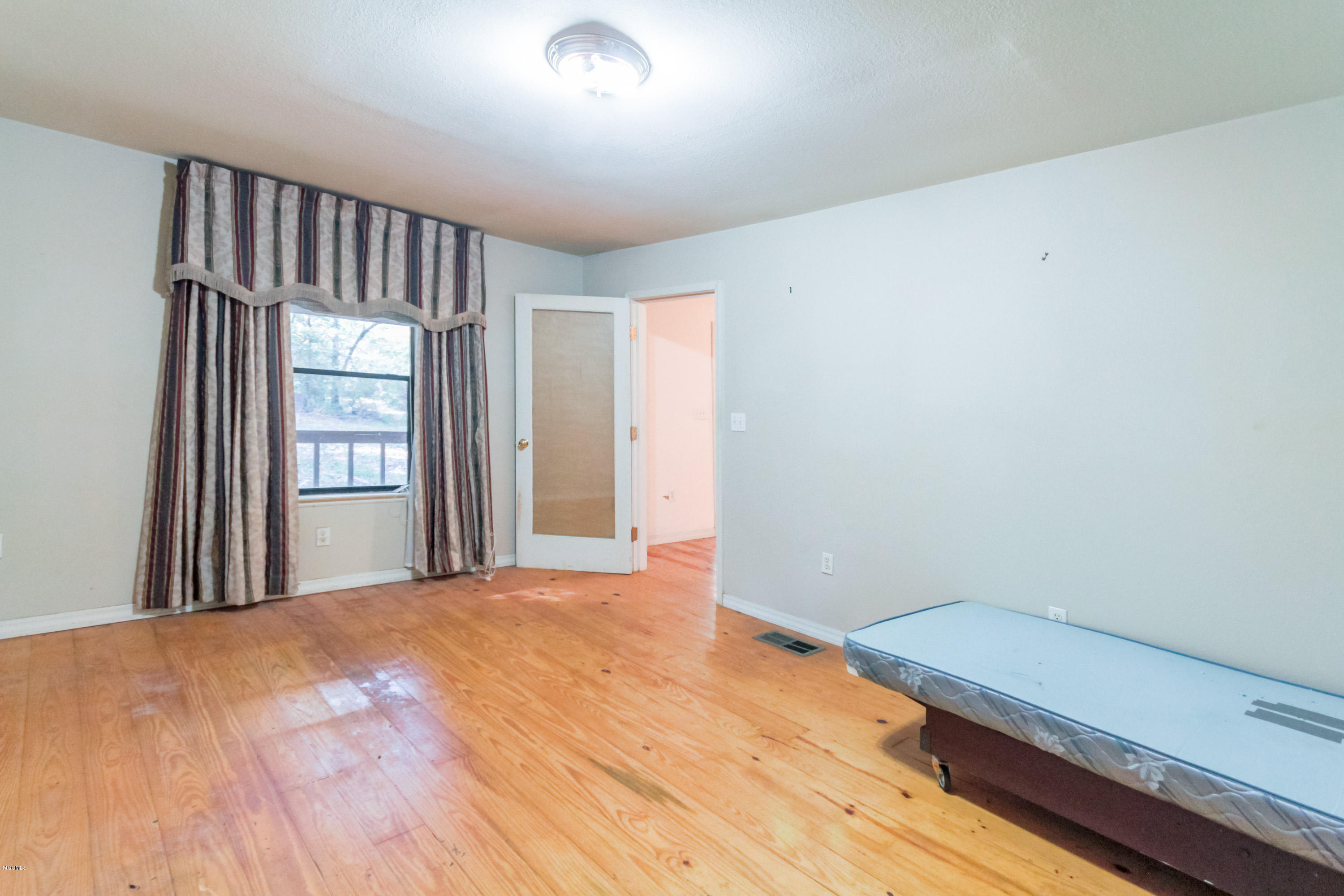 275 King Bee Road Wiggins, MS 39577 - Photo 23 of 42 Bedroom 2