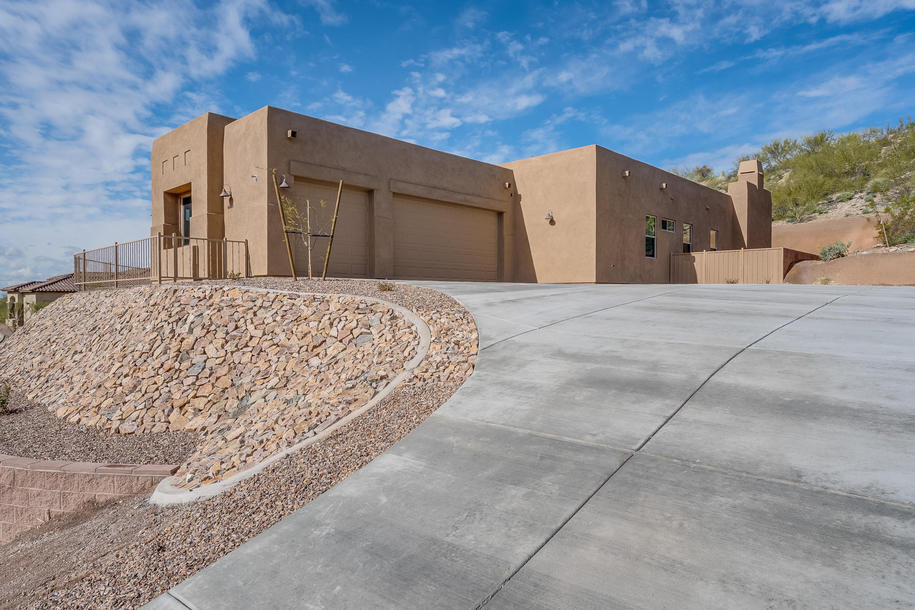6849 East Snyder Road Tucson, AZ 85750 - Photo 2 of 50 Gallery Image 2