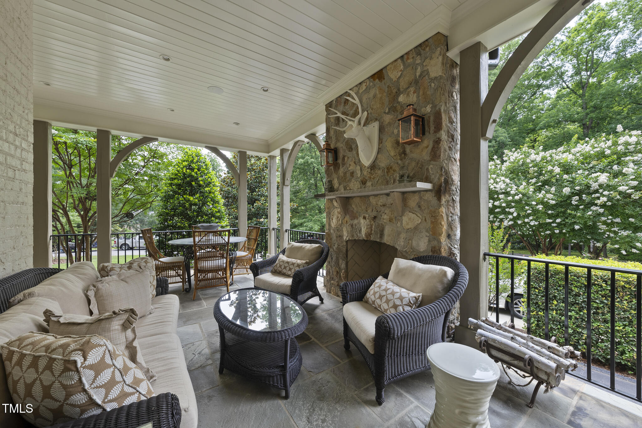 504 Yarmouth Road Raleigh, NC 27608 - Photo 8 of 92 DSC08452