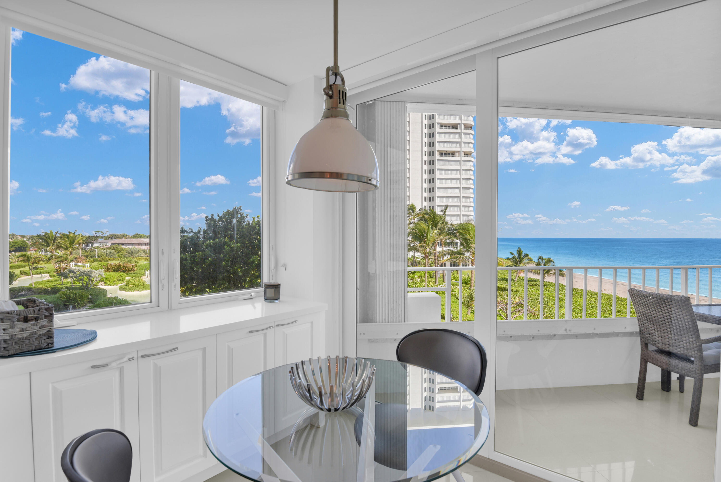 550 South Ocean Boulevard, Unit 401 Boca Raton, FL 33432 - Photo 17 of 51 Breakfast Nook