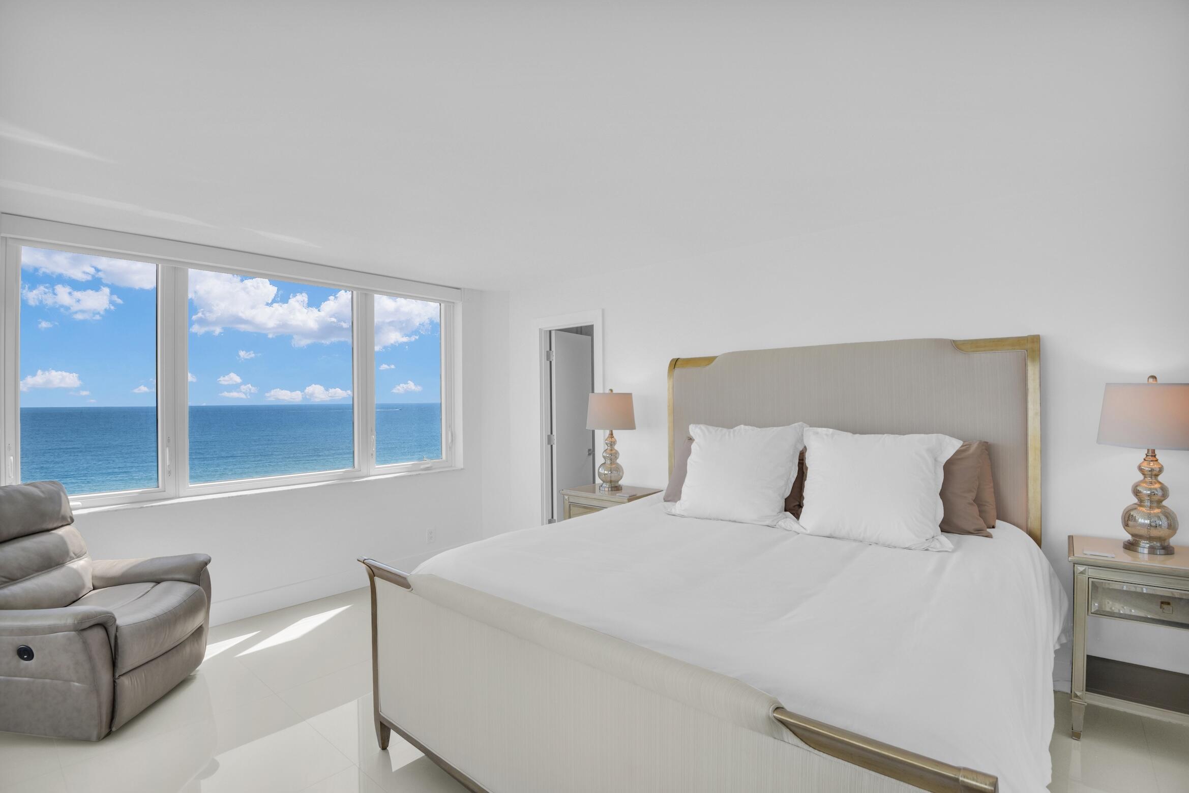 550 South Ocean Boulevard, Unit 401 Boca Raton, FL 33432 - Photo 24 of 51 Primary Bedroom