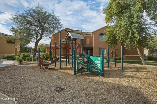 $419,900 | 955 East Knox Road, Unit 213, Chandler, AZ 85225