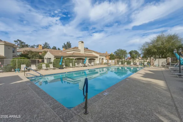 $419,900 | 955 East Knox Road, Unit 213, Chandler, AZ 85225