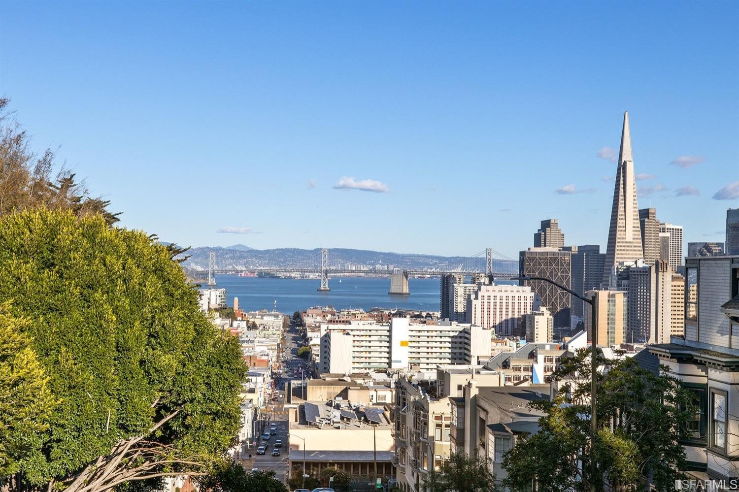 1069 Broadway San Francisco, CA 94133 - Photo 12 of 43 a picture of city view