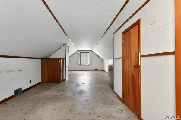 $1,500 | 420 25th Street, Niagara Falls, NY 14303