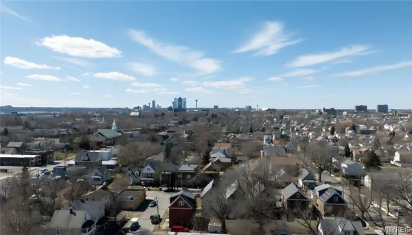 $1,500 | 420 25th Street, Niagara Falls, NY 14303