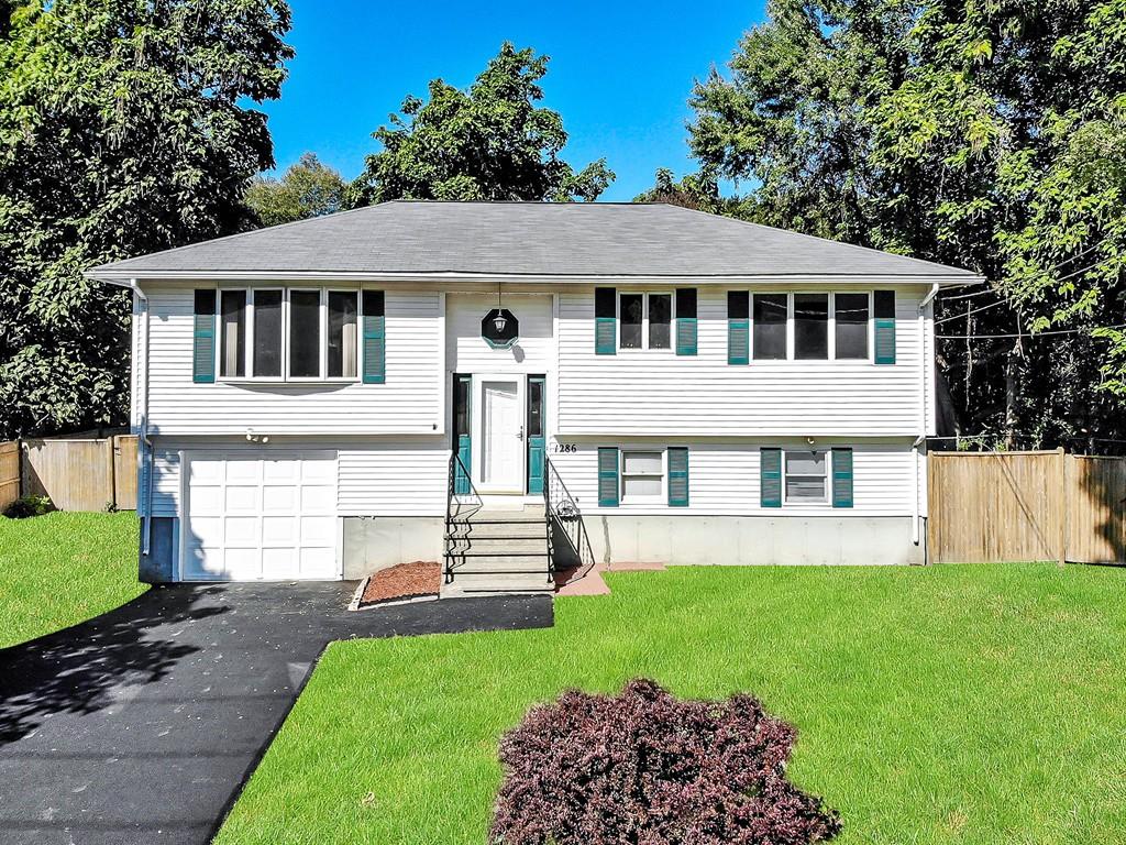 1286 Parker Street Springfield, MA 01129 - Photo 2 of 23 Gallery Image 2