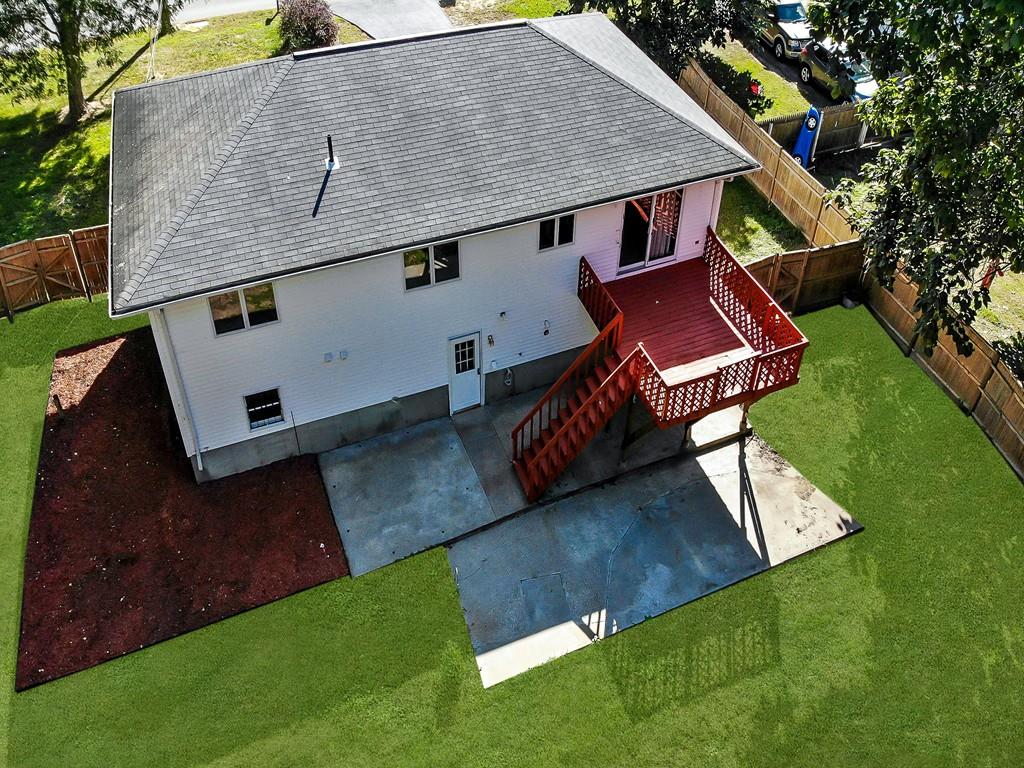 1286 Parker Street Springfield, MA 01129 - Photo 4 of 23 Gallery Image 4