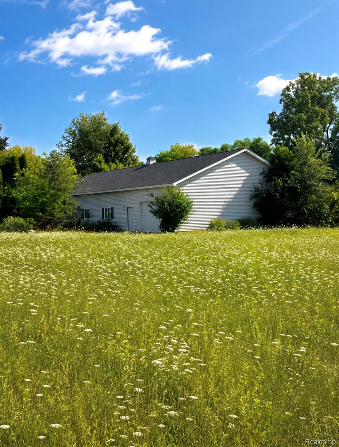 5454 Hopkins Road Flint, MI 48506 - Photo 20 of 31 IMG_4399.jpeg