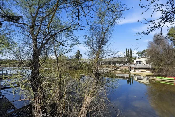 $330,000 | 7337 Lakeland Drive, Clearlake, CA 95422