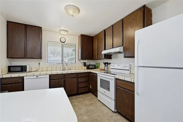 $330,000 | 7337 Lakeland Drive, Clearlake, CA 95422