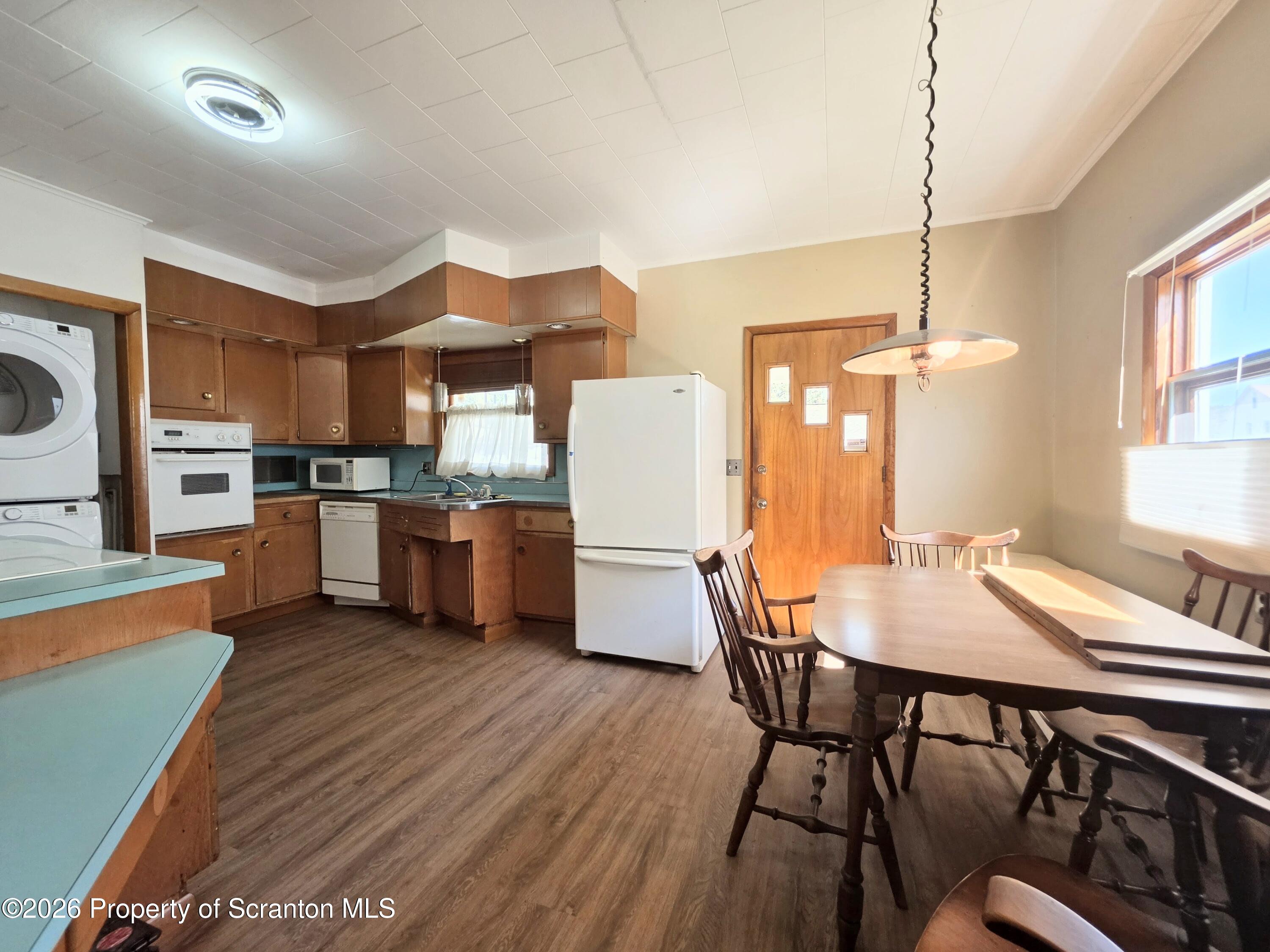 220 Reese Street Scranton, PA 18508 - Photo 11 of 52 20260918_120800~2