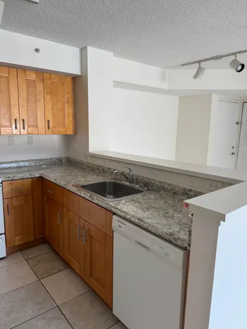 $1,900 | 7864 Sonoma Springs Circle, Unit 103, Lake Worth, FL 33463