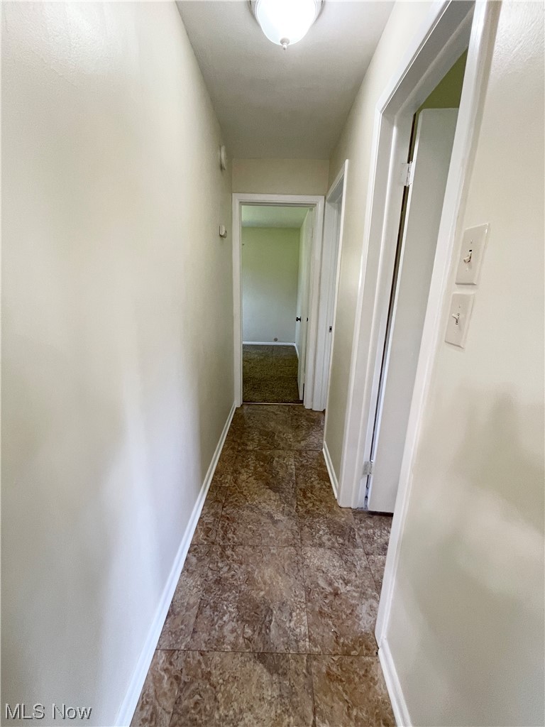 1015 Winchell Road Aurora, OH 44202 - Photo 12 of 21 Gallery Image 12