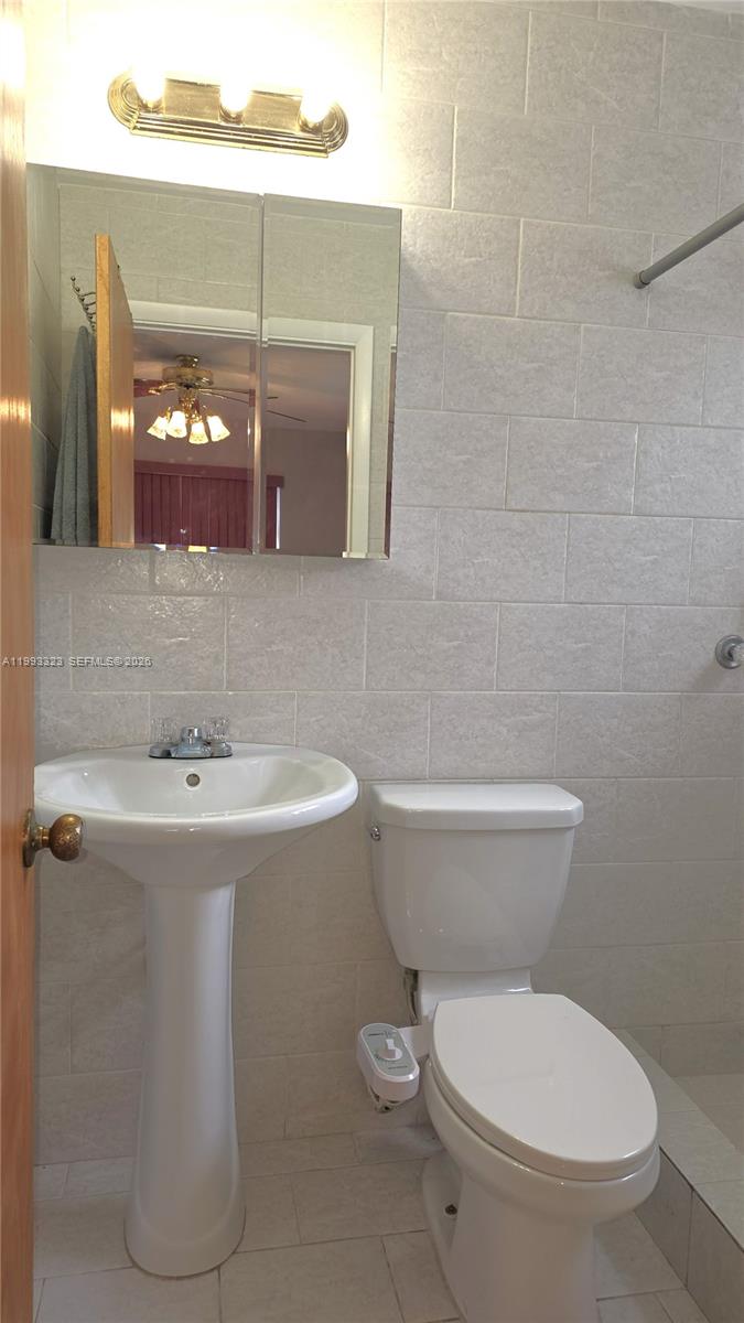 3066 Northwest 28th Street Miami, FL 33142 - Photo 16 of 27